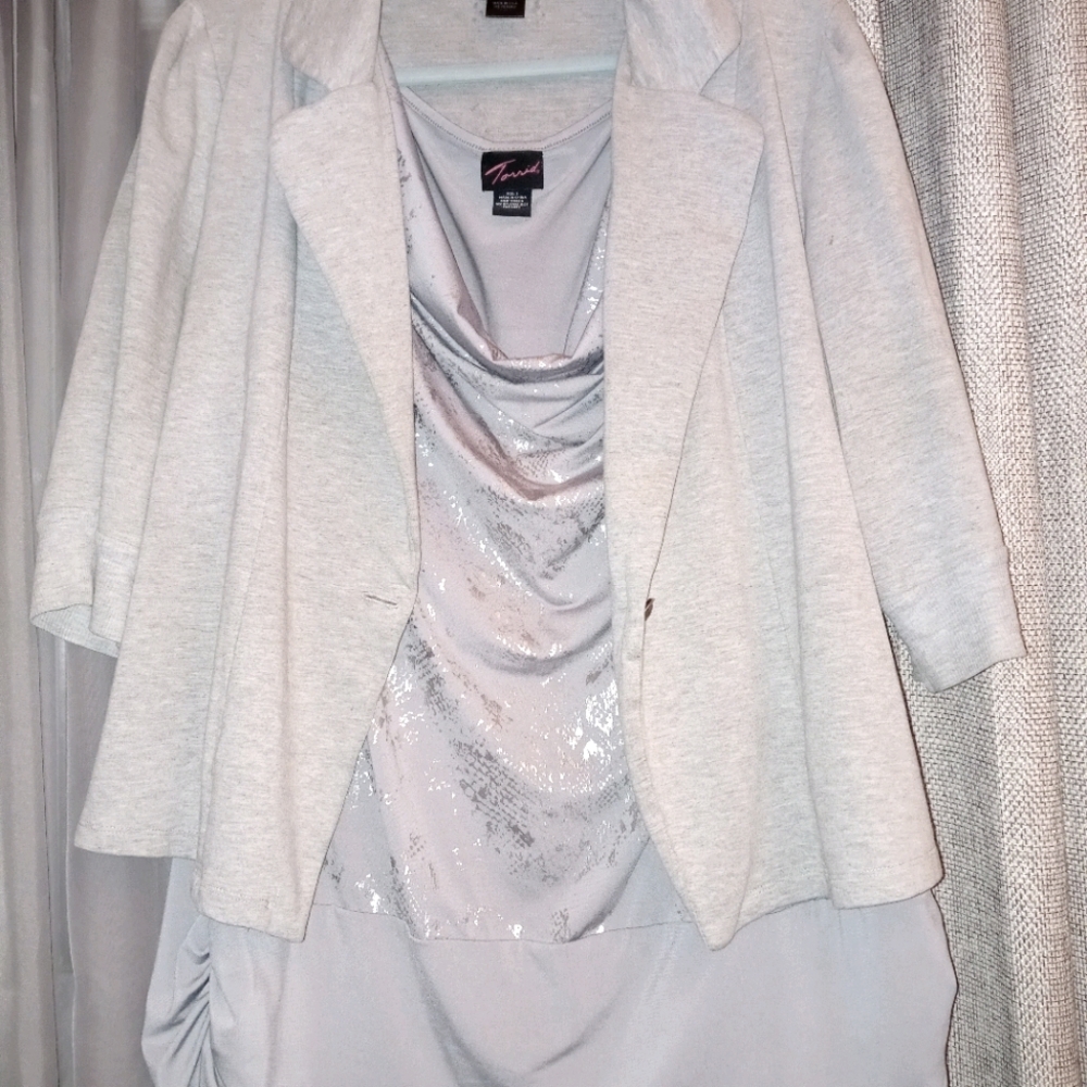 Torrid 2 piece business top